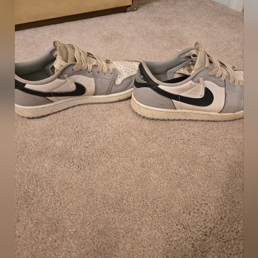 Nike Sneakers - Picture 2 of 6